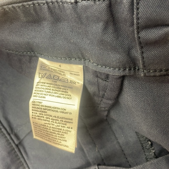 Old Navy Pixie pants - Picture 3 of 7